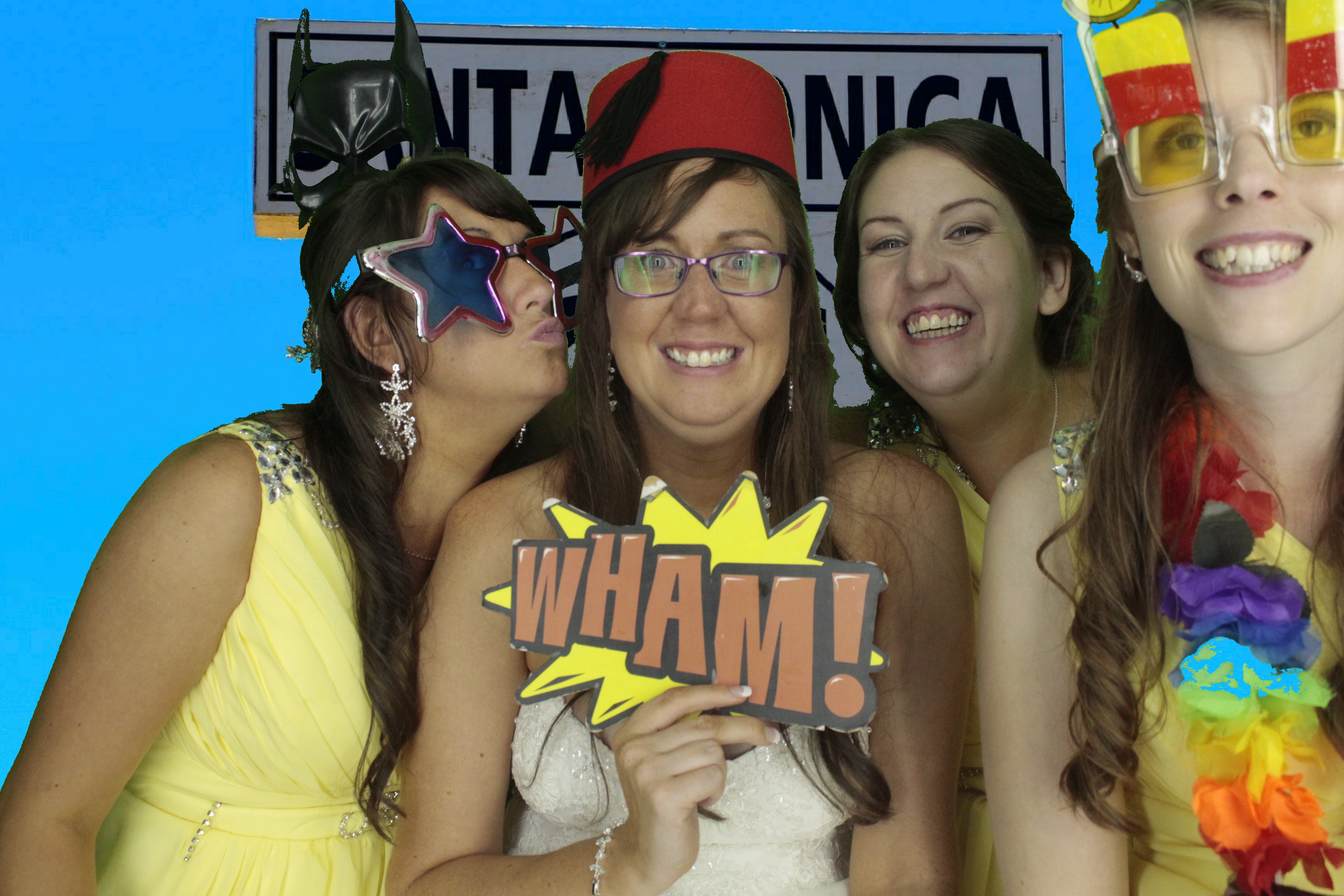 Leanne & Mike's Wedding | View more photos from the event at gallery.myphotoboothexperience.co.uk/u/MyPhotoBoothExperienceLtd/Leanne-Mikes-Wedding